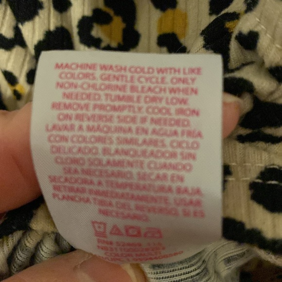 Cute Leopard Print Girls Top Med - Picture 7 of 7